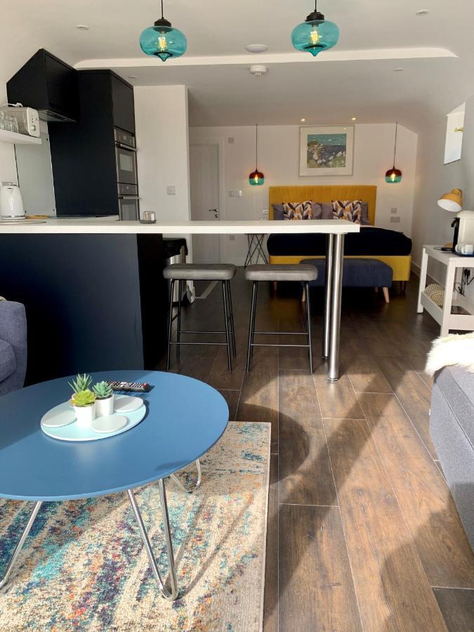 Modern Studio Apartment With Stunning Views! St Ives  Exterior photo